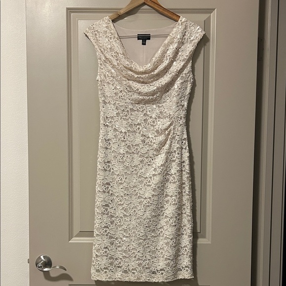 Connected Apparel Ivory Lace Wedding Dress - Picture 1 of 9